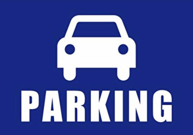 Parking  pièces Vaux le penil disponible à la Vente