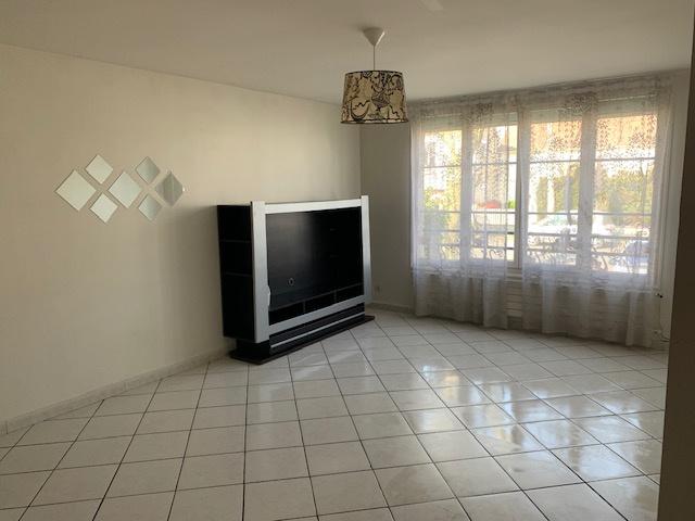 Immeuble 6 pièces Melun disponible à la Vente