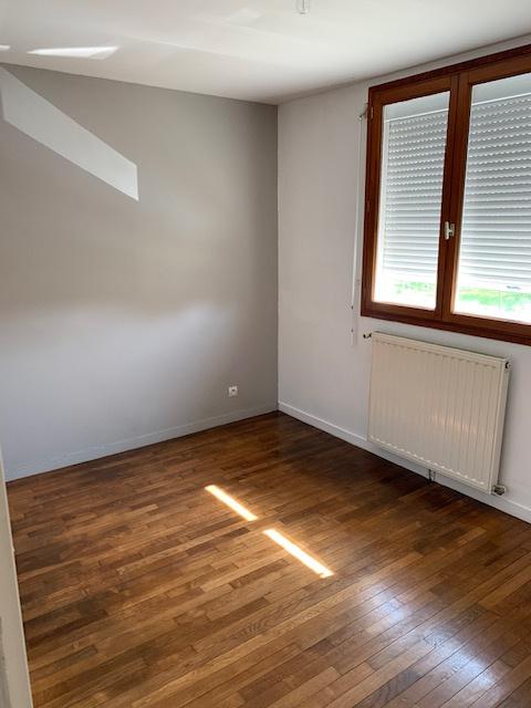Immeuble 6 pièces Melun disponible à la Vente