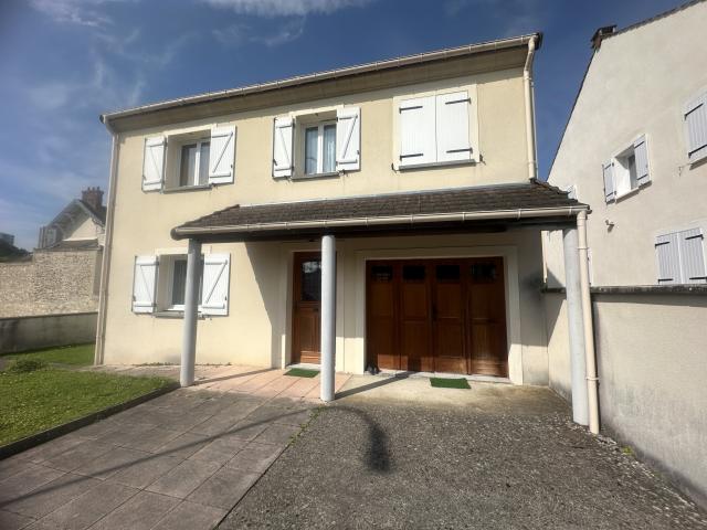 Maison 7 pièces Melun disponible à la Vente