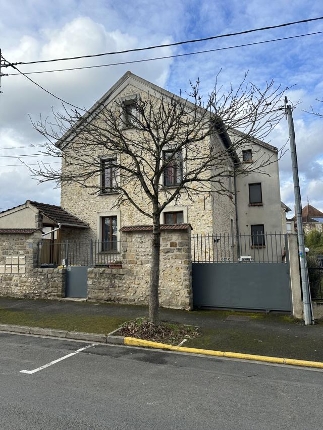 Appartement 2 pièces Melun disponible à la Location