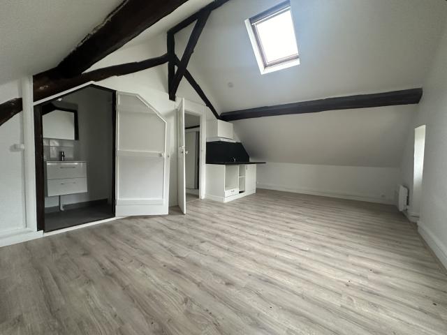 Studio 1 pièces Melun disponible à la Location