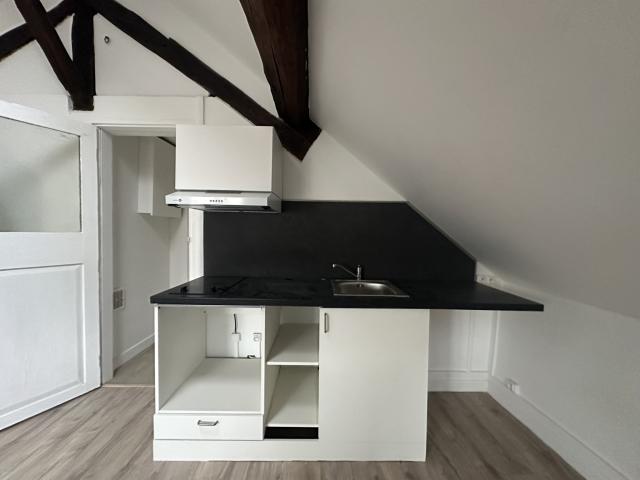 Studio 1 pièces Melun disponible à la Location