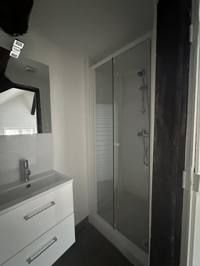 Studio 1 pièces Melun disponible à la Location