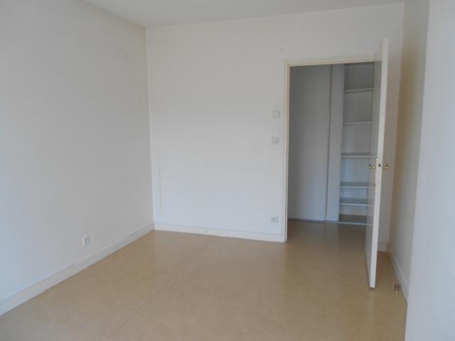 Appartement 2 pièces Vaux le penil disponible à la Vente