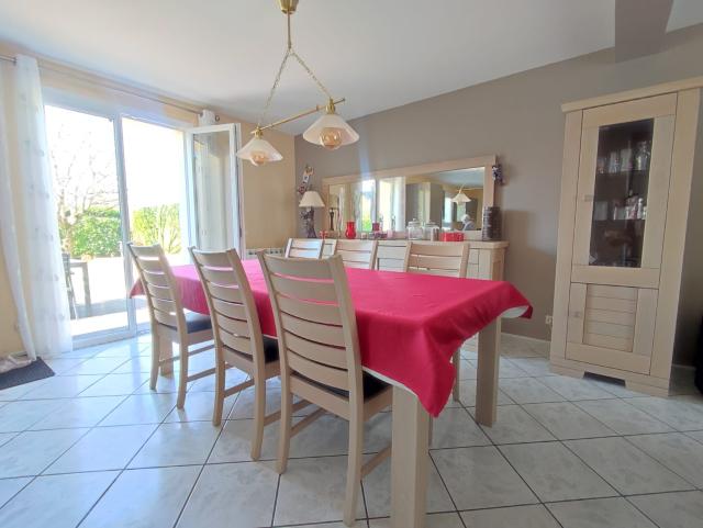 Maison 7 pièces Vaux le penil disponible à la Vente