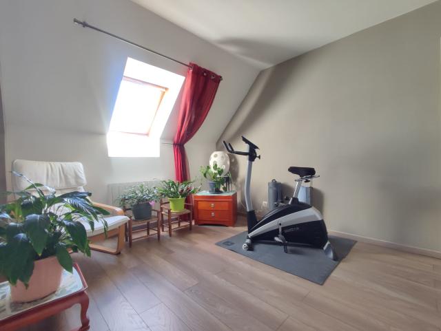 Maison 7 pièces Vaux le penil disponible à la Vente