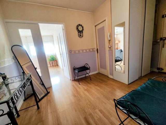 Appartement 5 pièces Le mee sur seine disponible à la Vente