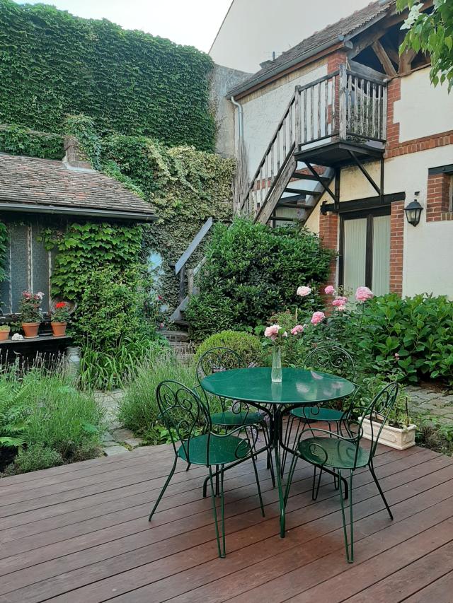 Maison 10 pièces Nangis disponible à la Vente