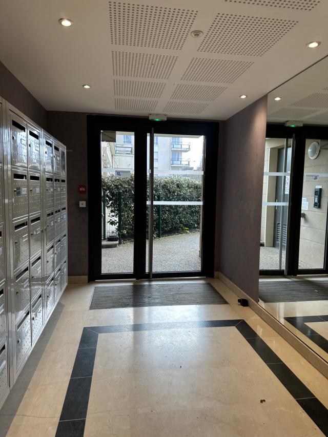Appartement 2 pièces Dammarie les lys disponible à la Location