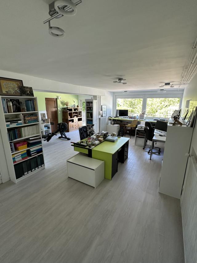 Maison 8 pièces Vaux le penil disponible à la Vente