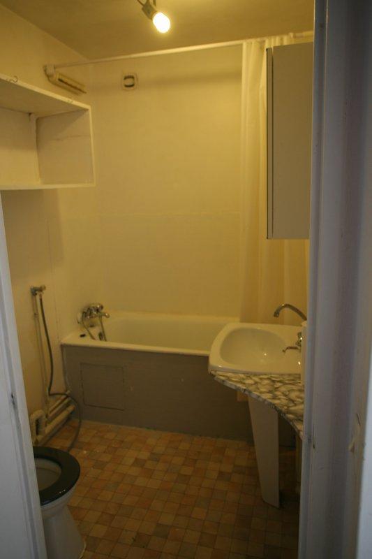 Appartement 1 pièces Paris disponible à la Location