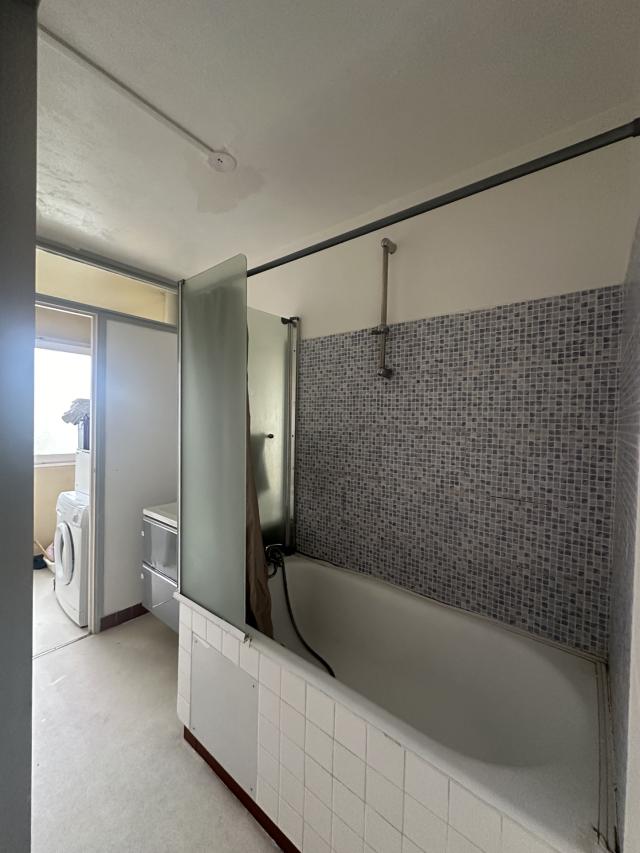 Appartement 3 pièces Le mee sur seine disponible à la Location