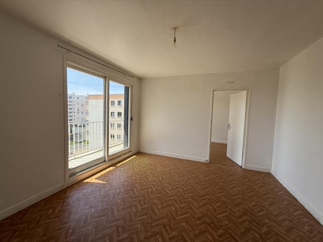 Appartement 2 pièces Melun disponible à la Vente