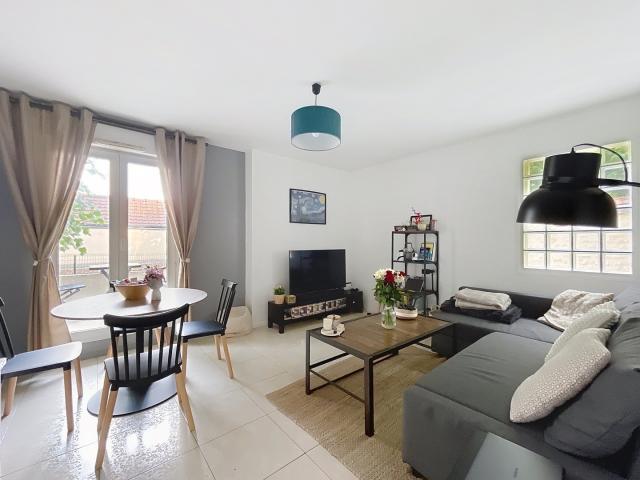 Appartement 2 pièces Melun disponible à la Location