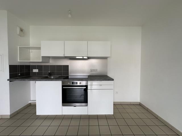 Appartement 2 pièces Vert st denis disponible à la Location