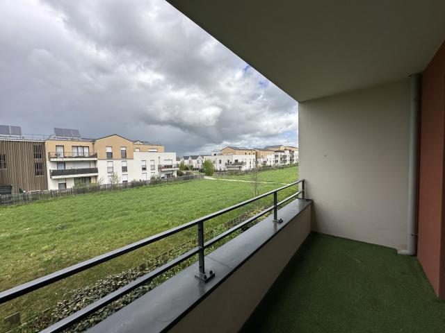 Appartement 2 pièces Vert st denis disponible à la Location
