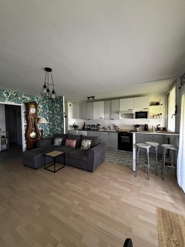 Appartement 4 pièces Le mee sur seine disponible à la Vente
