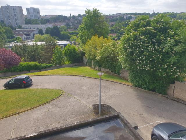 Duplex 3 pièces Melun disponible à la Vente