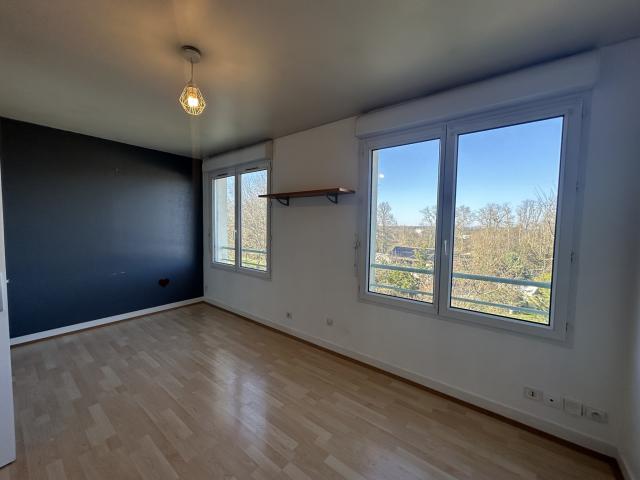 Studio 1 pièces Dammarie les lys disponible à la Location