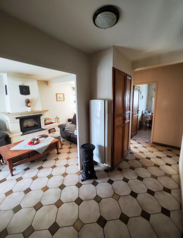 Maison 6 pièces Rubelles disponible à la Vente
