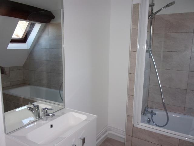Appartement 4 pièces Melun disponible à la Location