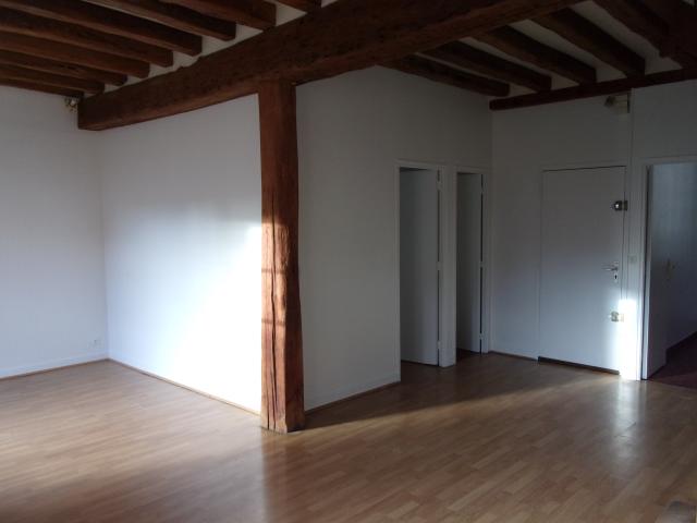 Appartement 4 pièces Melun disponible à la Location