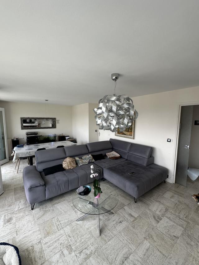 Appartement 6 pièces Melun disponible à la Vente