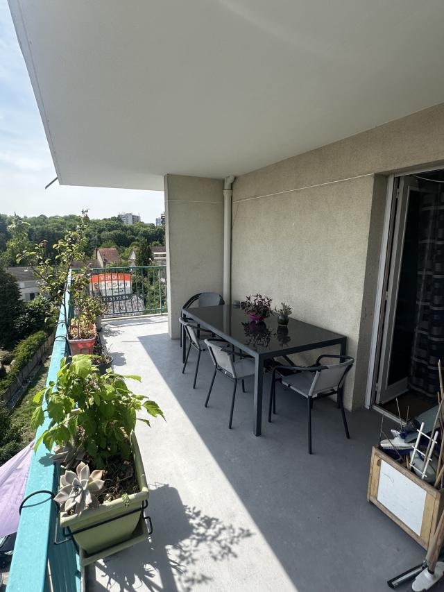 Appartement 6 pièces Melun disponible à la Vente