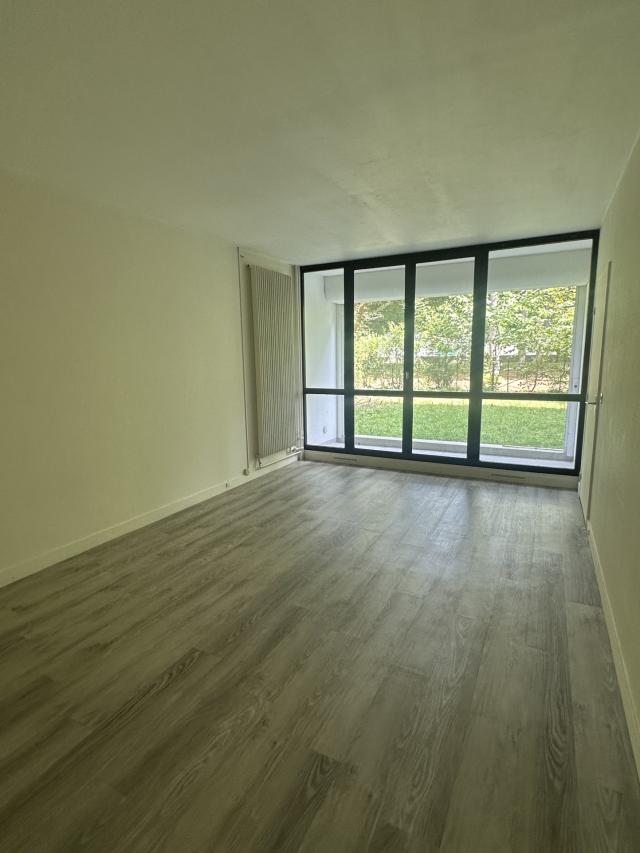 Appartement 1 pièces Vaux le penil disponible à la Vente