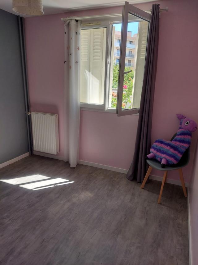 Appartement 3 pièces Melun disponible à la Location