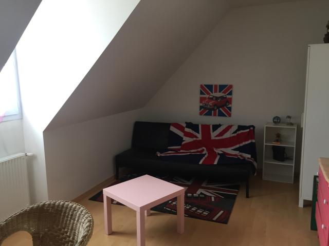 Maison 6 pièces Vaux le penil disponible à la Location