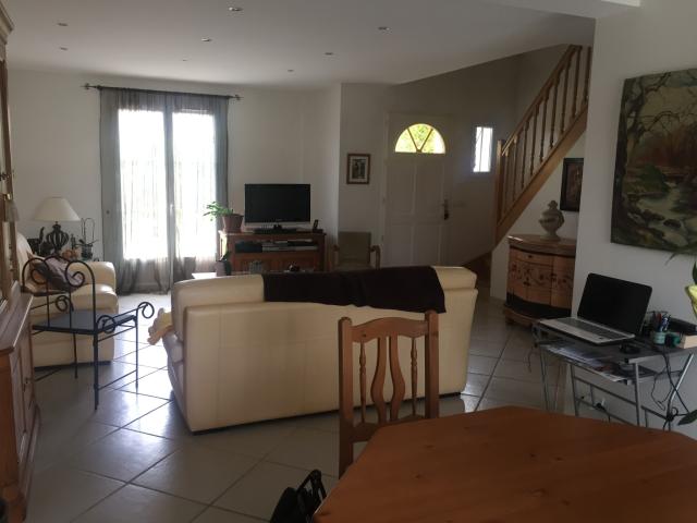Maison 6 pièces Vaux le penil disponible à la Location
