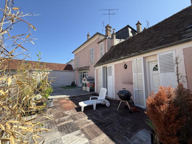 Appartement 4 pièces Melun disponible à la Vente