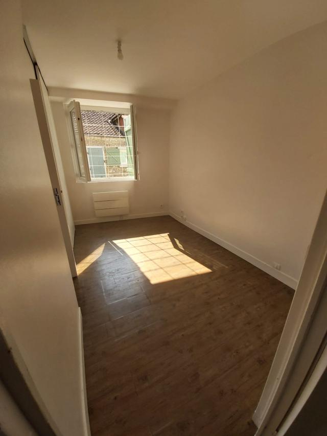 Appartement 2 pièces Melun disponible à la Location