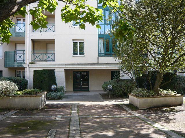 Appartement 1 pièces Melun disponible à la Location