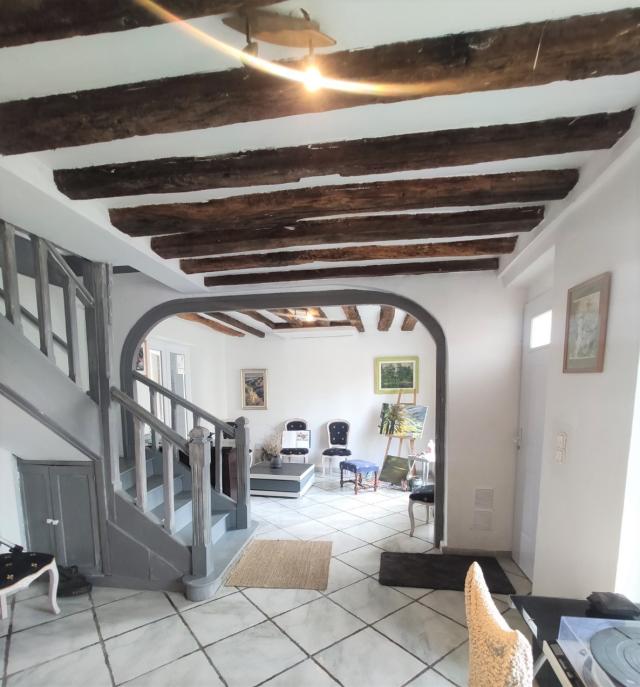 Maison 9 pièces Le mee sur seine disponible à la Vente
