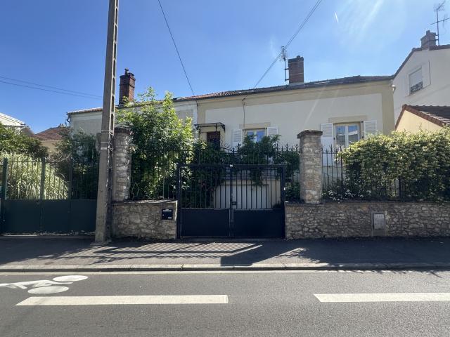 Maison 6 pièces Melun disponible à la Vente