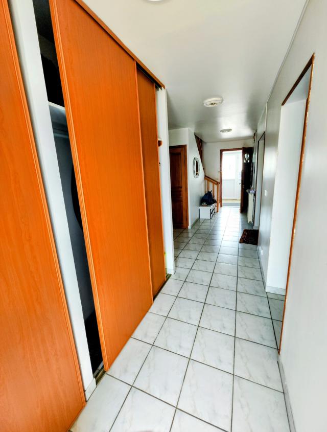 Maison 9 pièces Le mee sur seine disponible à la Vente