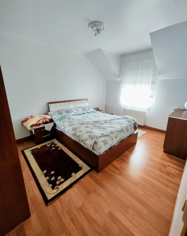 Maison 9 pièces Le mee sur seine disponible à la Vente