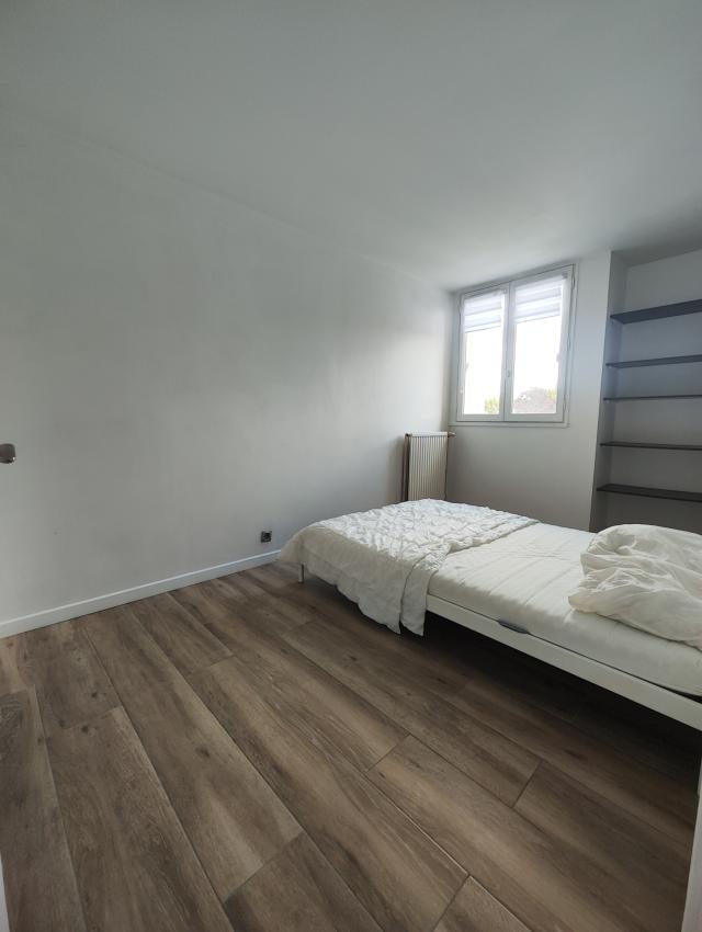 Appartement 3 pièces Le mee sur seine disponible à la Location