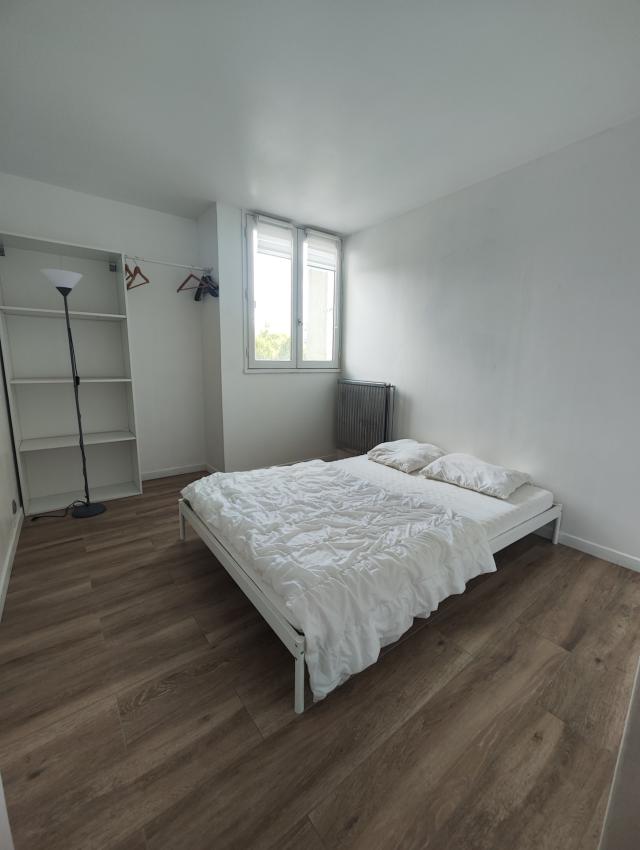 Appartement 3 pièces Le mee sur seine disponible à la Location