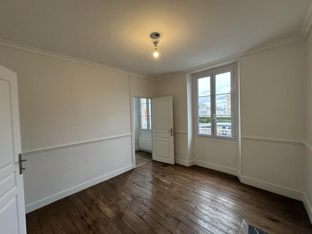 Appartement 4 pièces Melun disponible à la Location