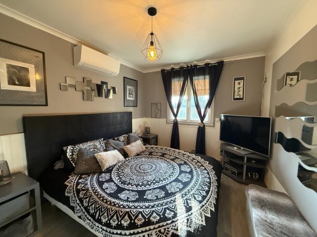 Maison 6 pièces St germain laxis disponible à la Vente