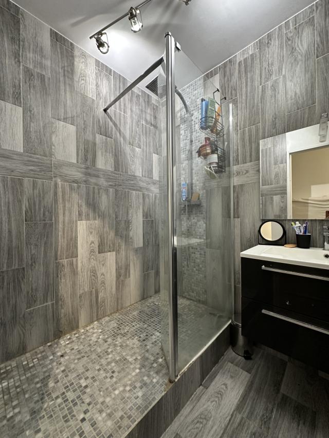 Appartement 3 pièces Vaux le penil disponible à la Vente
