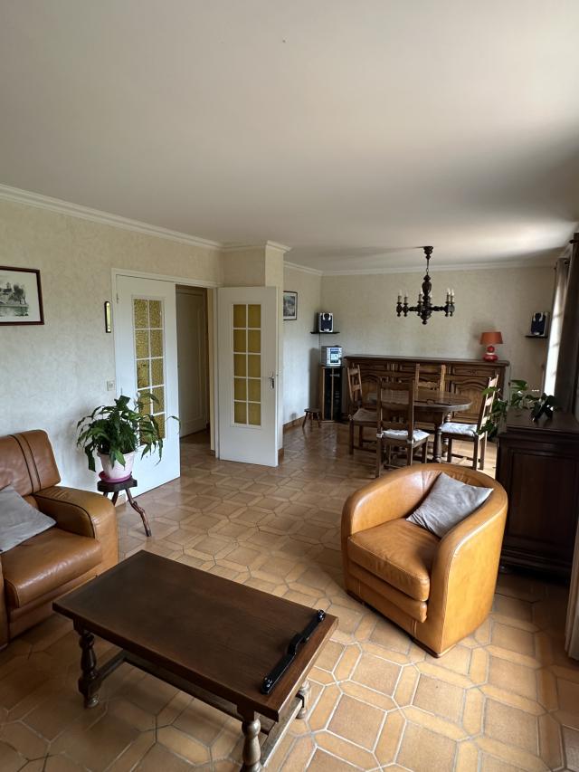 Maison 6 pièces Rubelles disponible à la Vente