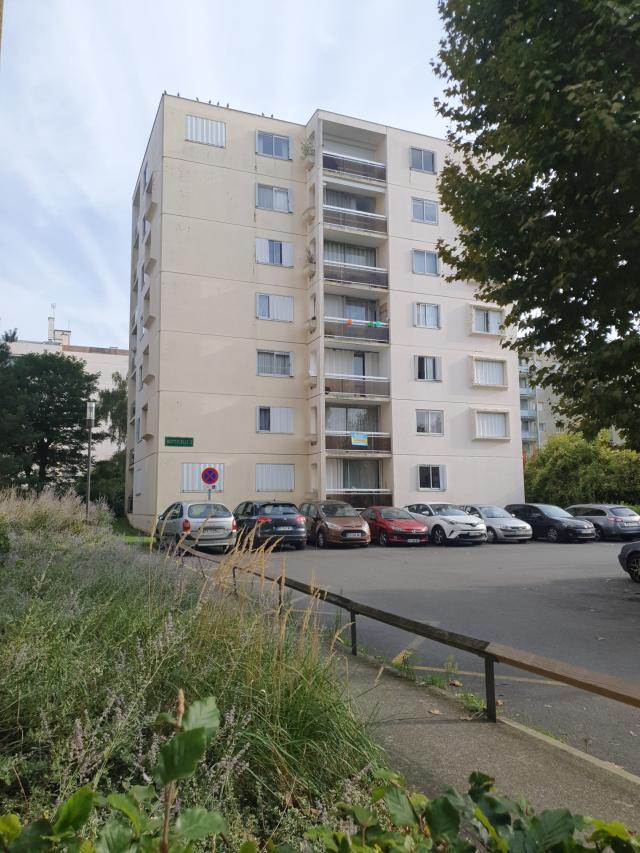Appartement 3 pièces Le mee sur seine disponible à la Vente