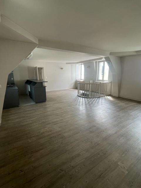 Appartement 2 pièces Melun disponible à la Location