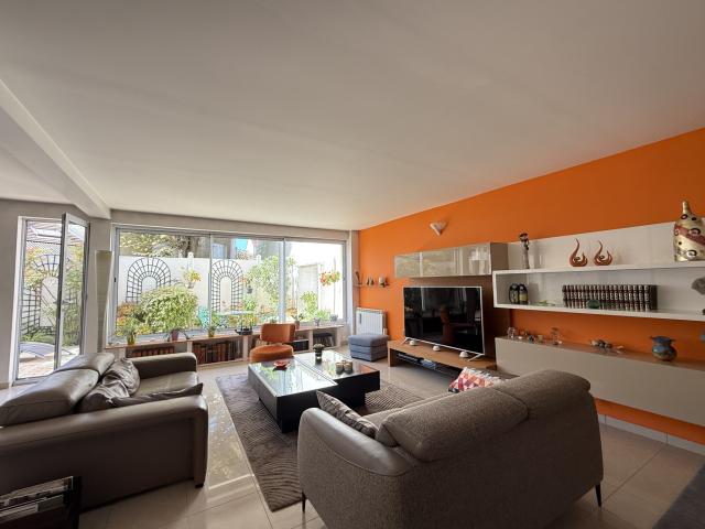 Loft 7 pièces Melun disponible à la Vente