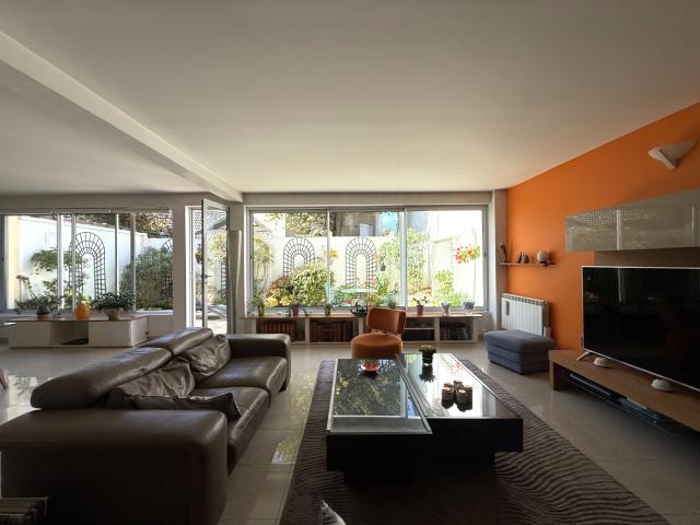 Loft 7 pièces Melun disponible à la Vente